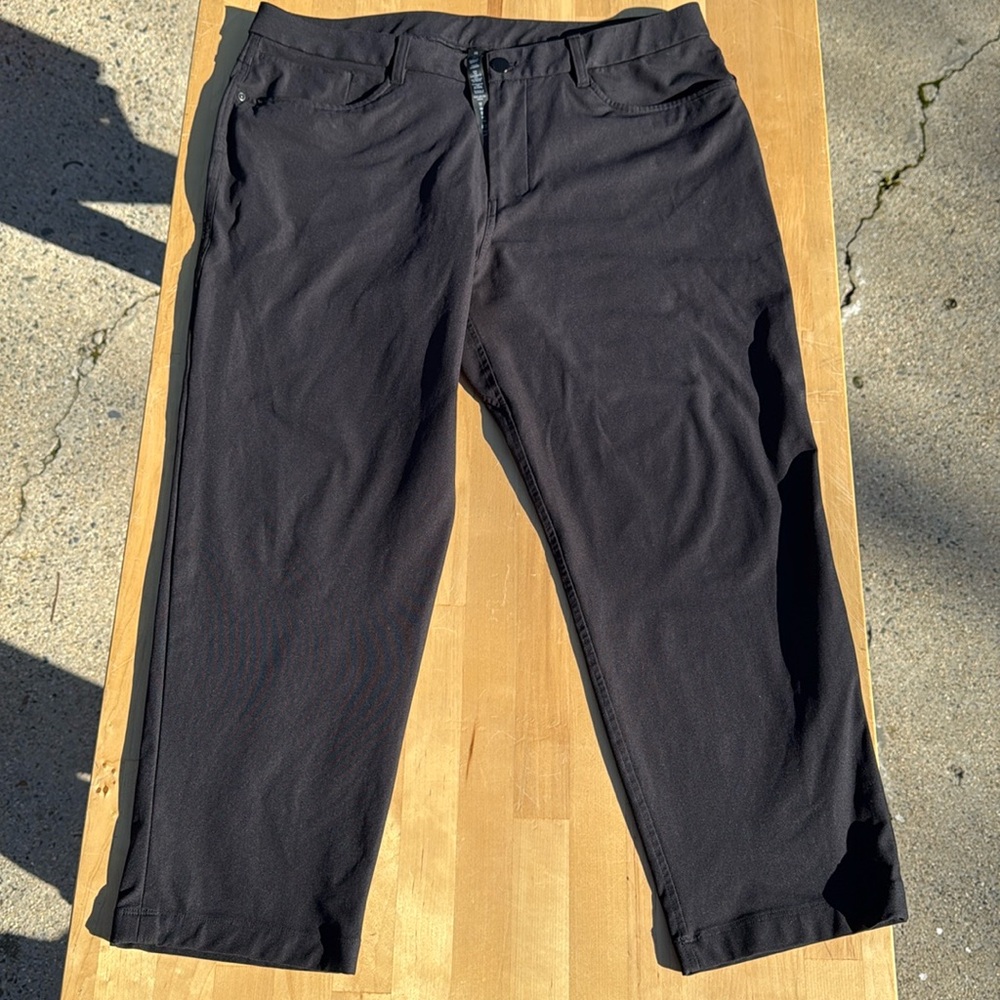NWOT - Lululemon - ABC Classic Pants - New Version (35x29)
